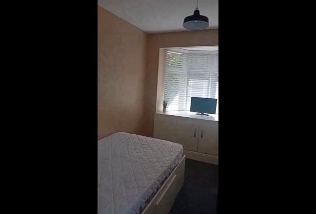 Private 1-Bed Lodging in Stretford Main Photo
