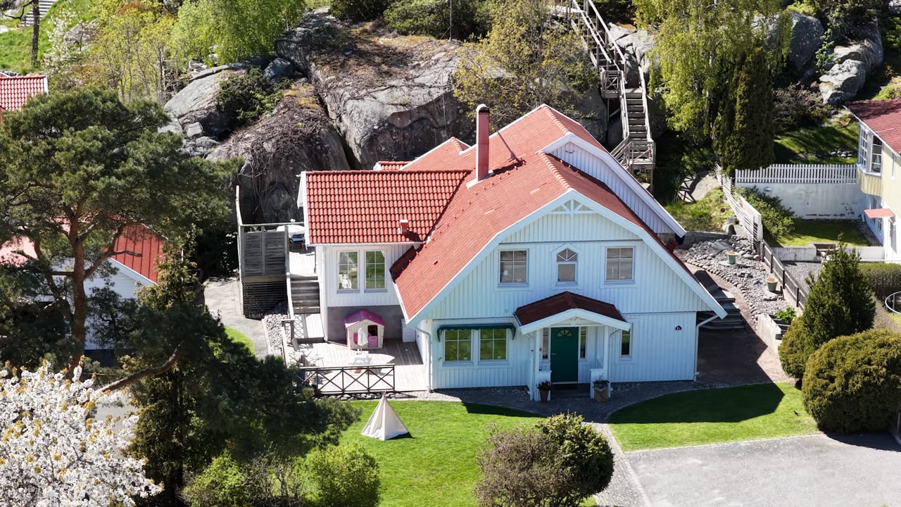 164 m² Villa på Tjuvdalsvägen 6A Näset Göteborgs kommun - video