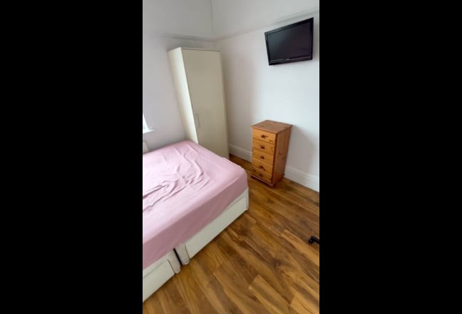Single room Main Photo