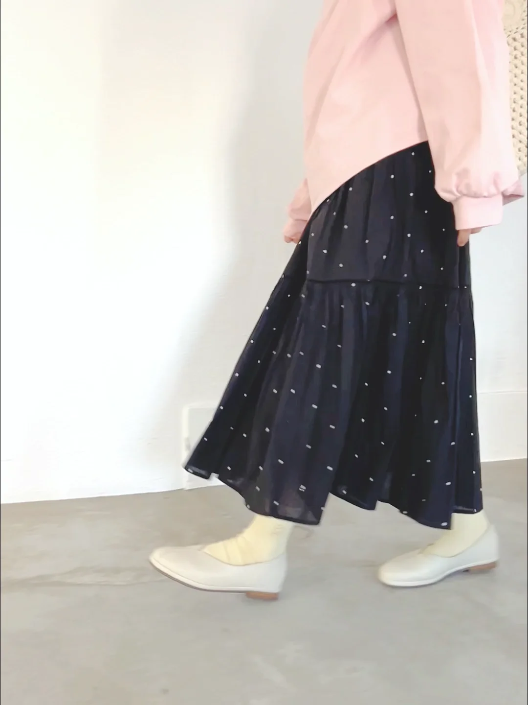 ANINA フラットシューズ　34サイズ Vカットソフトフラットシューズ（AS_1610051） | あしながおじさん