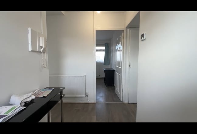 Double room available in June - Victoria Park Main Photo