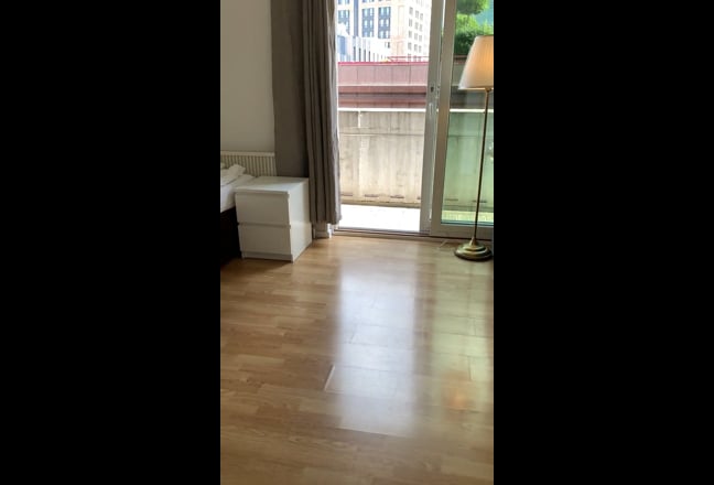 Liverpool Street Shared Flat Main Photo