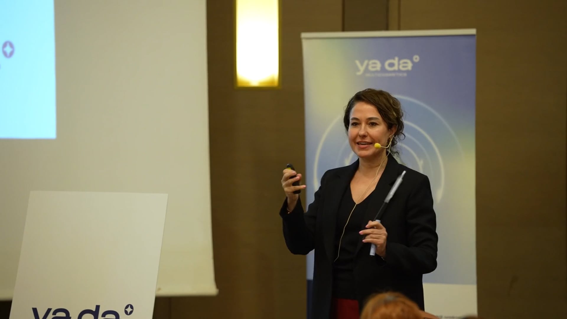 2026-04-17 - Eczanede Yeni Nesil Satış Tasarımı - Almıla Albayraktaroğlu (Ya Da)