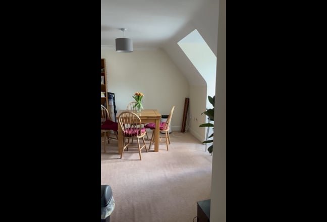 Sunny room in 2 bedroom 2 bath Cowley flat ☀️   Main Photo