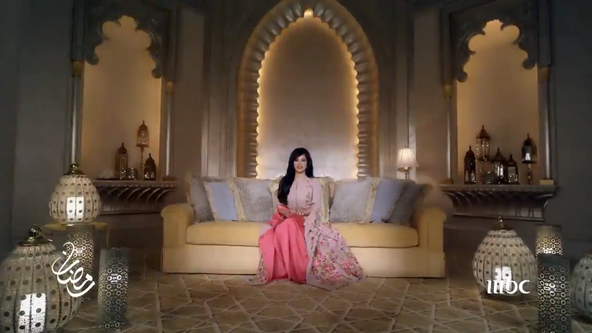 Ramadan Yejma3na | Lojain Omran - MBC