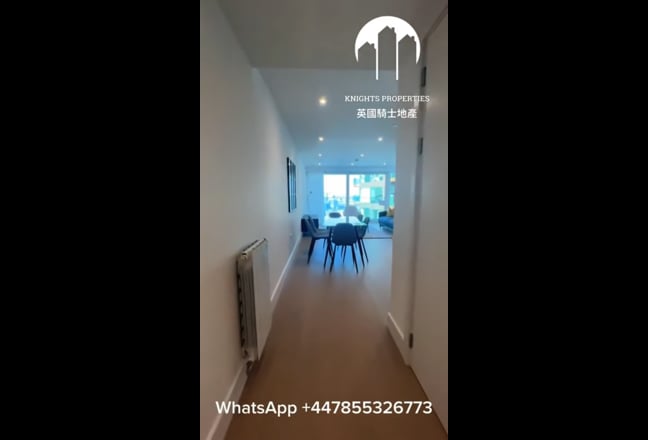 Modern Double Room with Thames View Elizabeth Line Main Photo