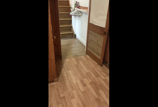 London Dagenham east 1 large double room available Main Photo