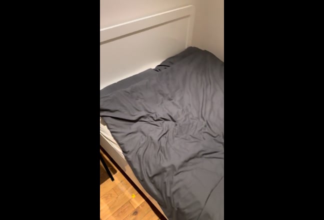 Spacious and fully furnished bedroom Main Photo