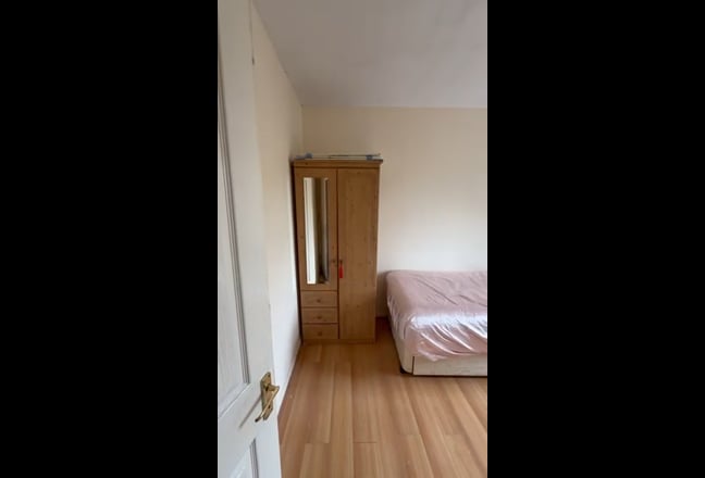  Single Room - Mowbray  Road  Main Photo
