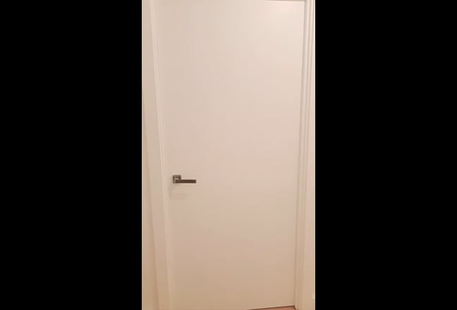 Double En-suite Room @ Blackwall station Main Photo