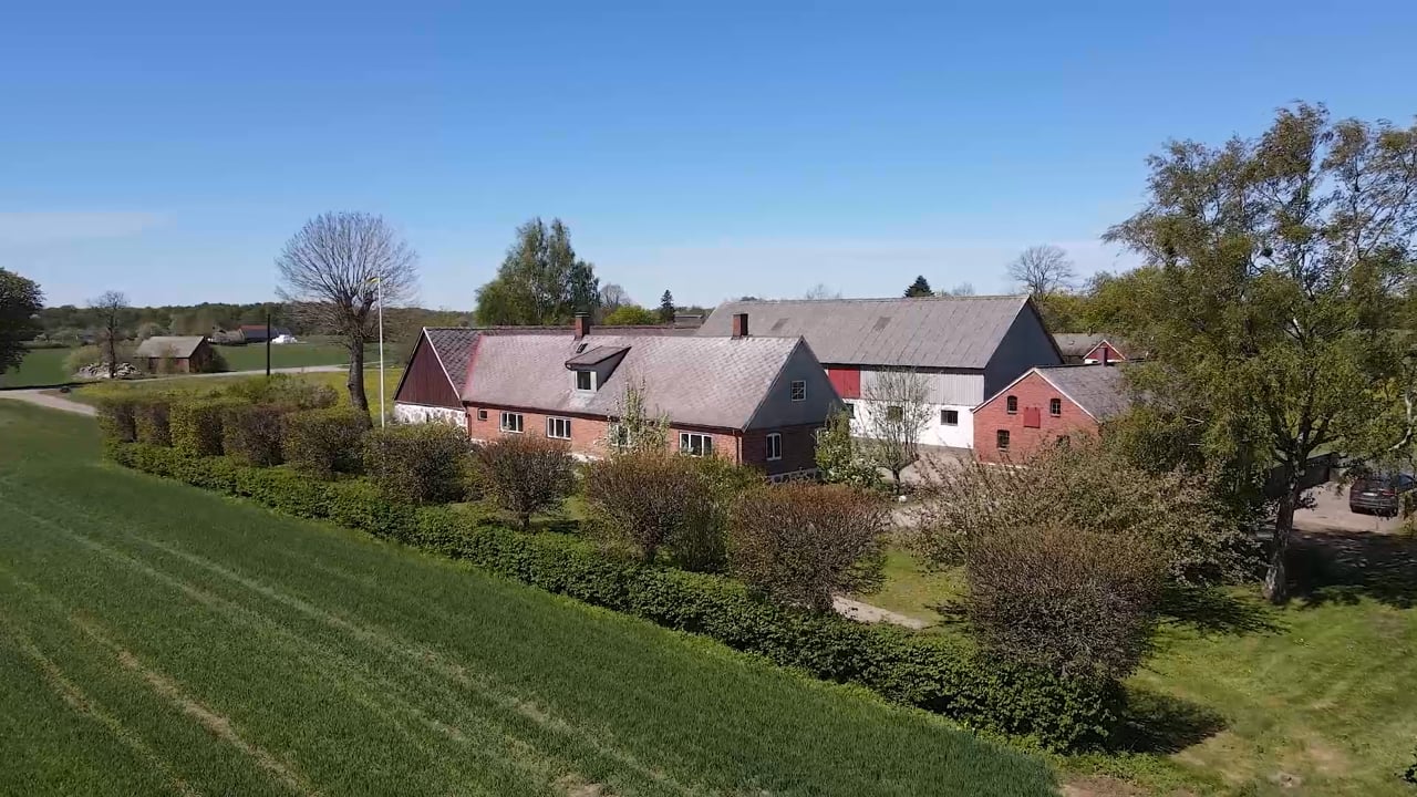 6 rum Villa på Tryde Lindgården Tryde Tomelilla kommun - video