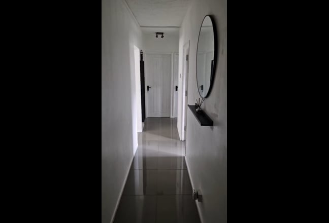 Cosy Double Room for Female Student Main Photo