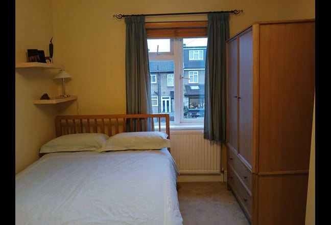 Monday to Friday double room with bathroom Main Photo