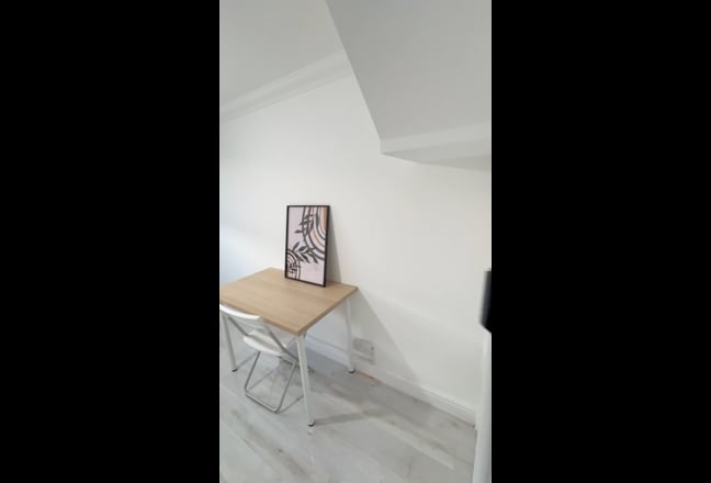 Professional Houseshare - All Bills & Cleaner Inc Main Photo