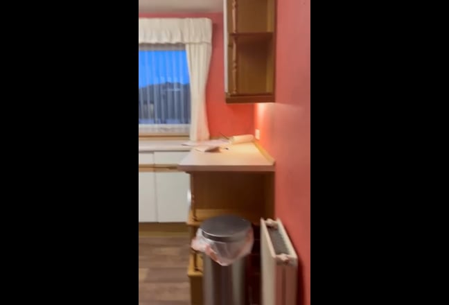 2 Bedroom Flat available to rent in Drumbrae area Main Photo
