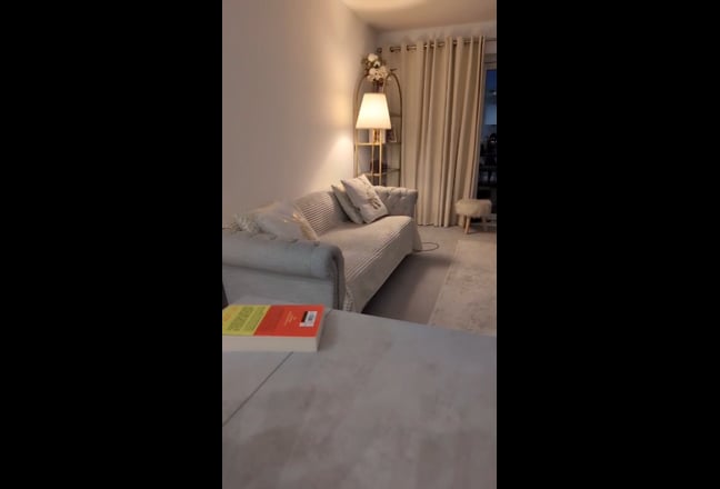 🟢Beautiful, bright double ensuite room  Main Photo