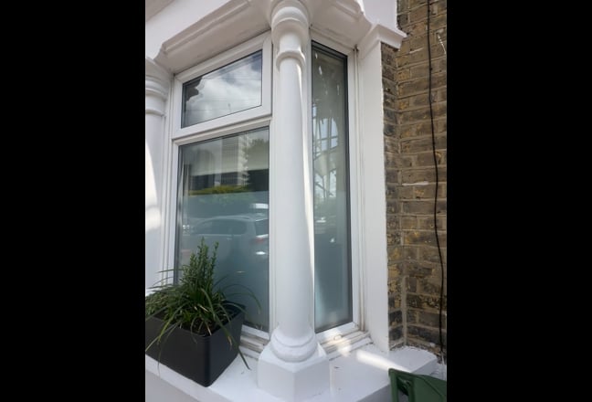 Super House Zone 2 Central Jubilee DLR Eliz Ovgrnd Main Photo