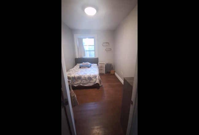 Crown heights , Cute room for rent near A/C/2/3 Main Photo