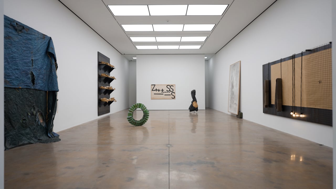 In The Gallery: Judd Tully on David Hammons and Jannis Kounellis, New York 2026