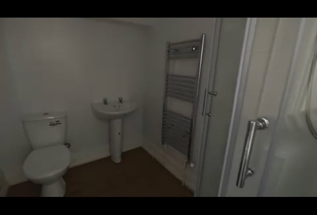 Terrace flat - double room- tenancy replacement  Main Photo