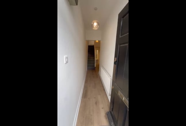 3 Bedroom House In Deptford Main Photo