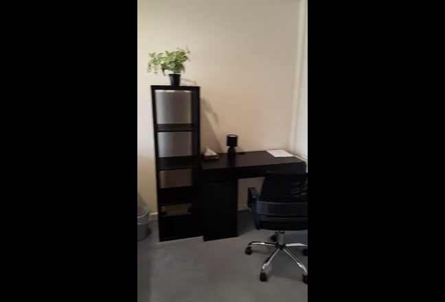 Amazing Top Floor 1 Bed F.F Apartment in the Bay Main Photo