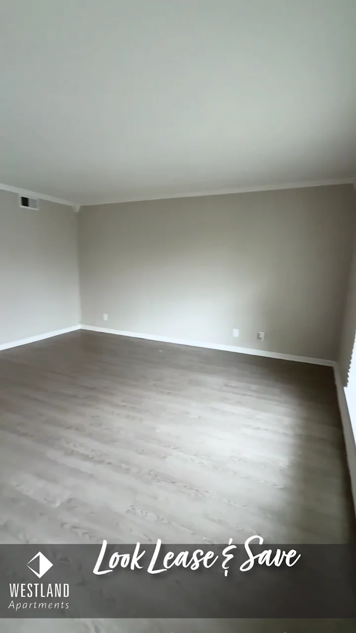 Video Tour of 2 Bedroom 1,005 SF