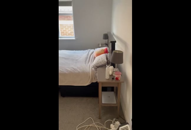 Stunning  en suite room professional house share Main Photo