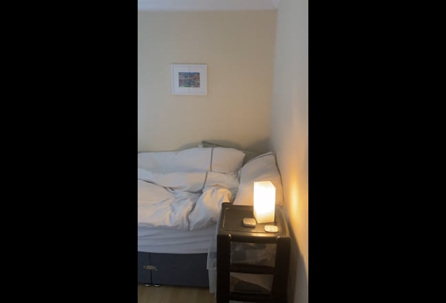 Room Acton Main Photo