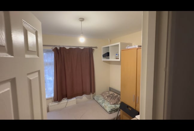 Box room available in hayes Middlesex Ub3 area Main Photo