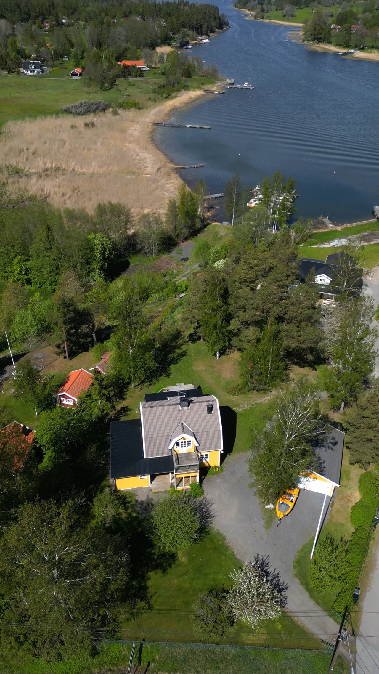 6 rum Villa på Simuddsvägen 1 Norrtälje kommun - video