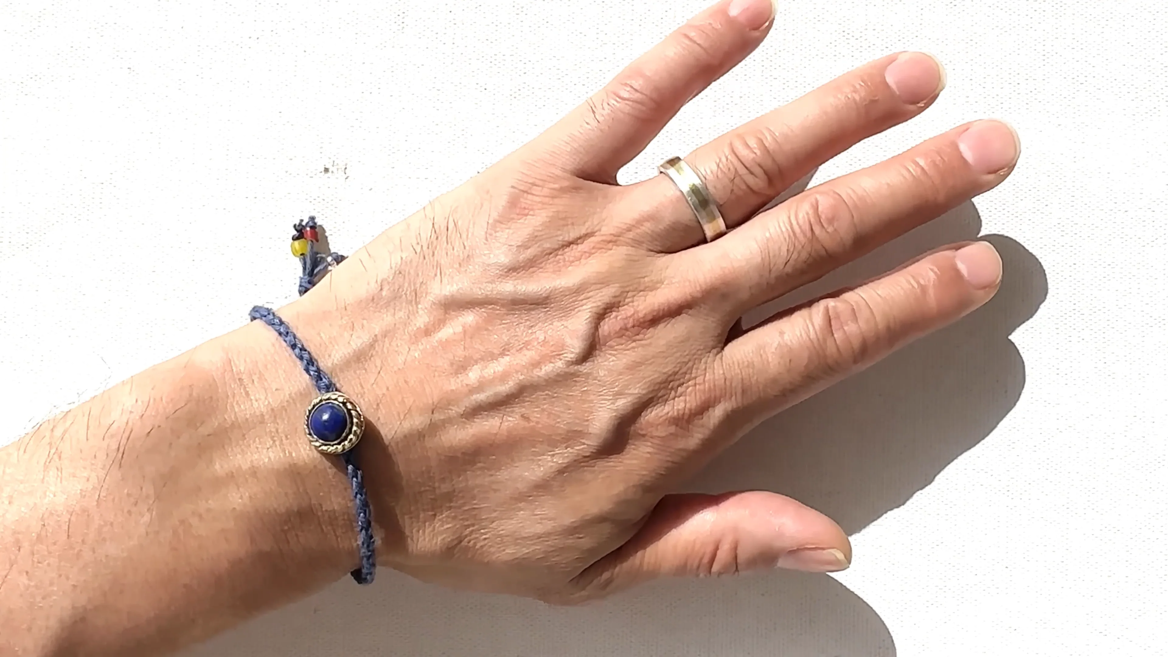 LAPIS LAZULI HEMP BRACELET（ラピスラズリー麻紐編み込みブレス