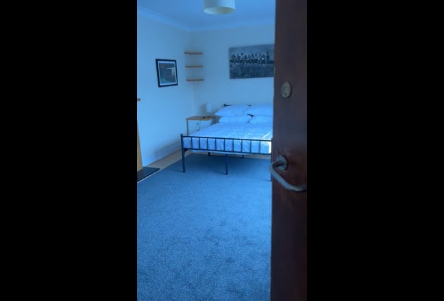 Shared room for rent in co3 area  Main Photo