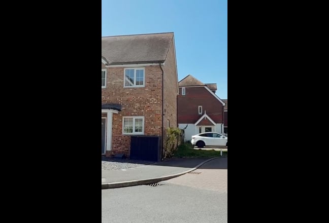 Double Room Available | Refurbished House Main Photo