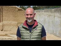 “Buscamos que las productoras ingieran alrededor de 25 kilos de materia seca al día, ajustando en función de la calidad de los forrajes”