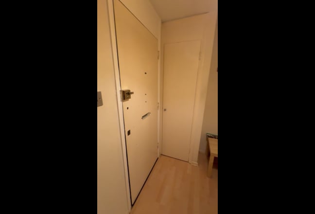 Double Room in Earlsfield! (Bills included🤩) Main Photo