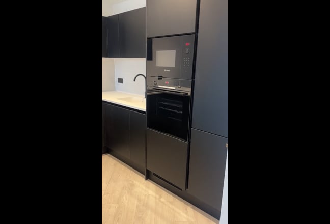Room to rent in Vista River Gardens Main Photo
