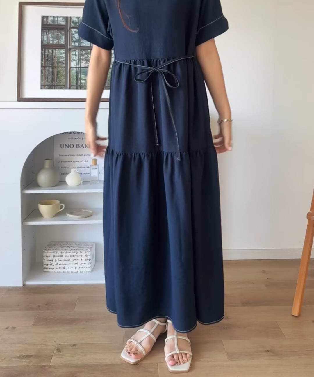 愛らしさも上品さもわたしのもの。キーネックリボンティアード