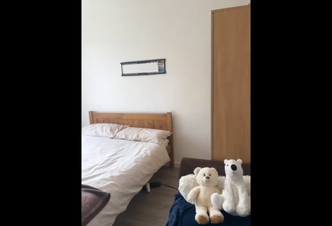 Looking for new flatmate in our lovely flat 💕  Main Photo