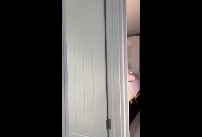 Large Spacious House, Tidy & Clean  Main Photo