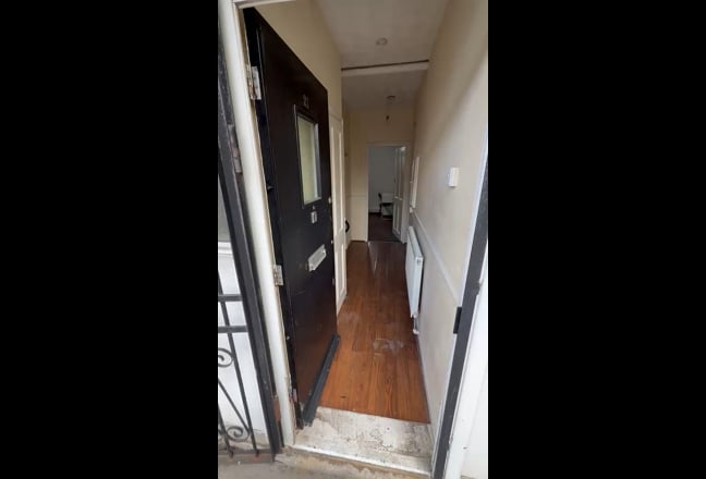 Lovely 3 Bedroom Apartment @Bethnal Green Main Photo