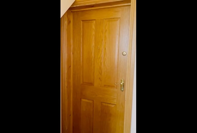 ‼️Stunning Studio‼️All Bills Inc‼️Town Centre Main Photo