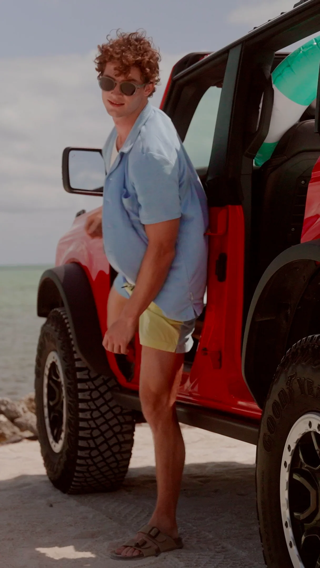 Airconic Carry-On Spinner | Hardside Luggage | American Tourister