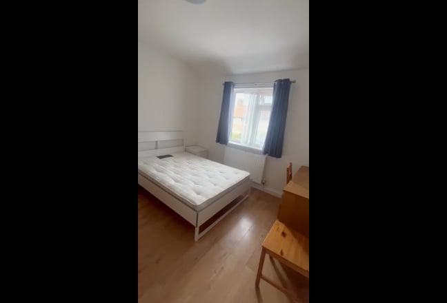 Fully furnished Double room for rent Main Photo