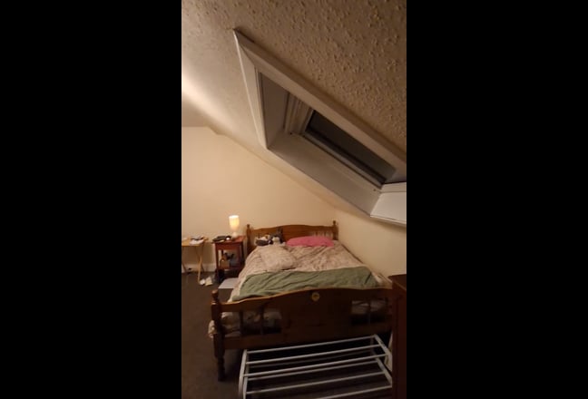 A Cozy Double Room at Easter Road Main Photo