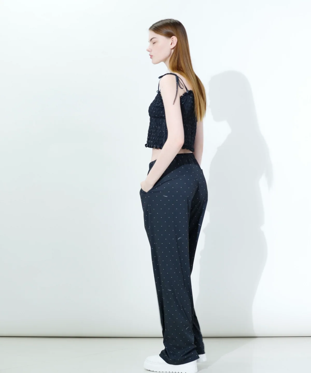 DSC / ウェーブロンドットシャーリングブラウス TOPS Night STORE