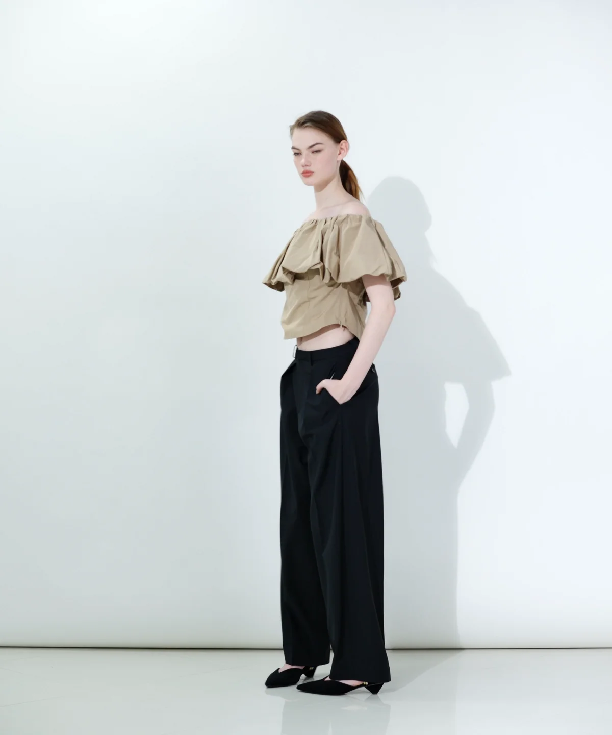 Sov. / ボリュームオフショルトップス TOPS Night STORE | ダブル
