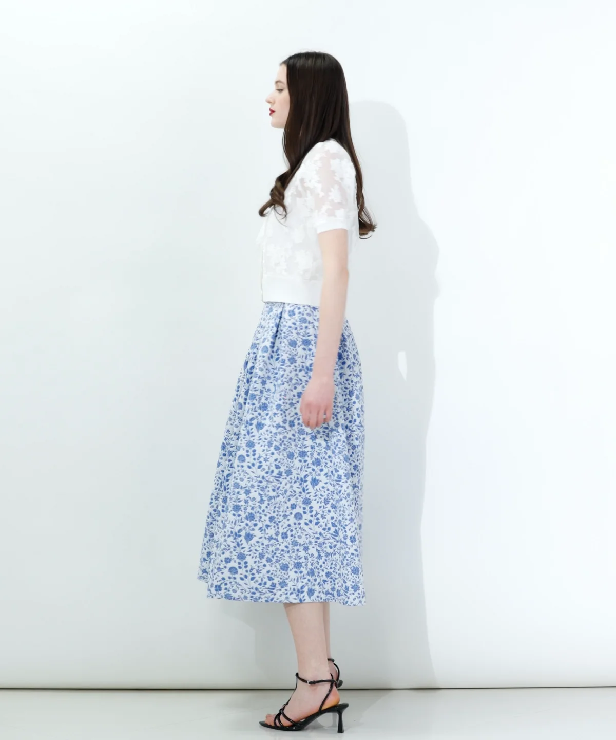 CORCOVADO / コード刺繍レース ショートカーディガン TOPS Night STORE