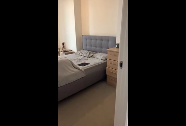 Modern Room Availble in Luxary Stratford High Rise Main Photo
