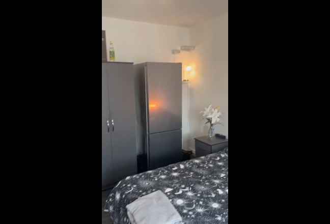 Rooms Available - DSS Welcome  Garden Access  Main Photo